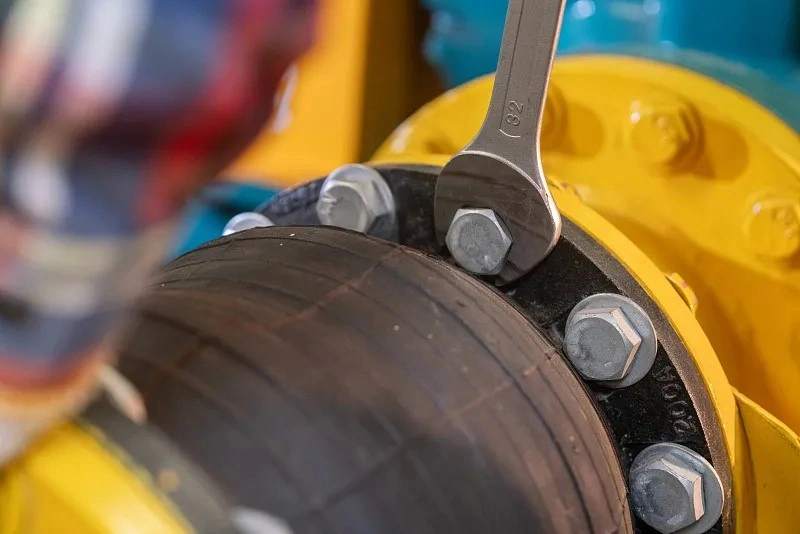 electric gate valve solutions for petrochemical systems